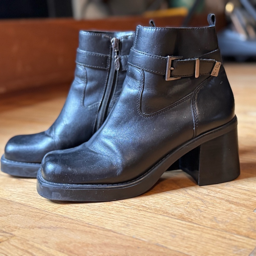 Vintage Harley-Davidson Black Leather Block Heel Ankle Boots